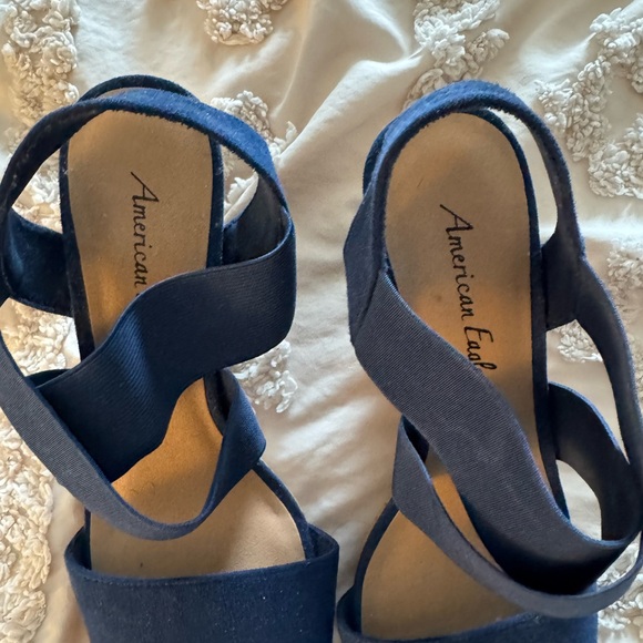 American Eagle Navy Wedge Sandals - Picture 3 of 4